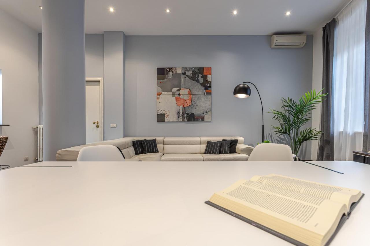 Agathae Luxury With Garden Apartment Rom